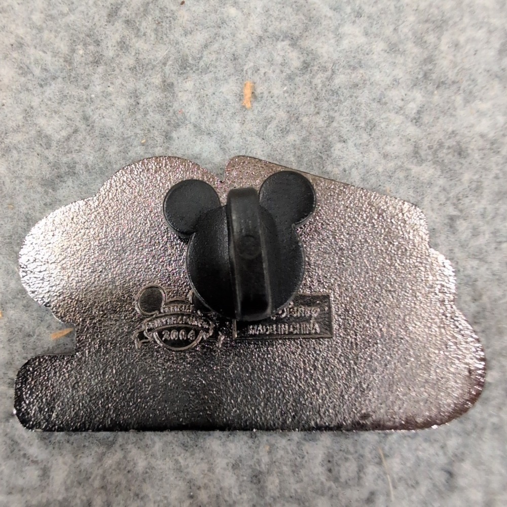 Disney Mickey Mouse School of Monorail Conducting Pin 2004 Official Trading - Picture 3 of 4
